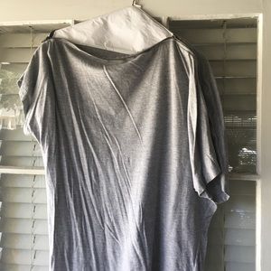 Juicy couture grey top with dual zipper neckline